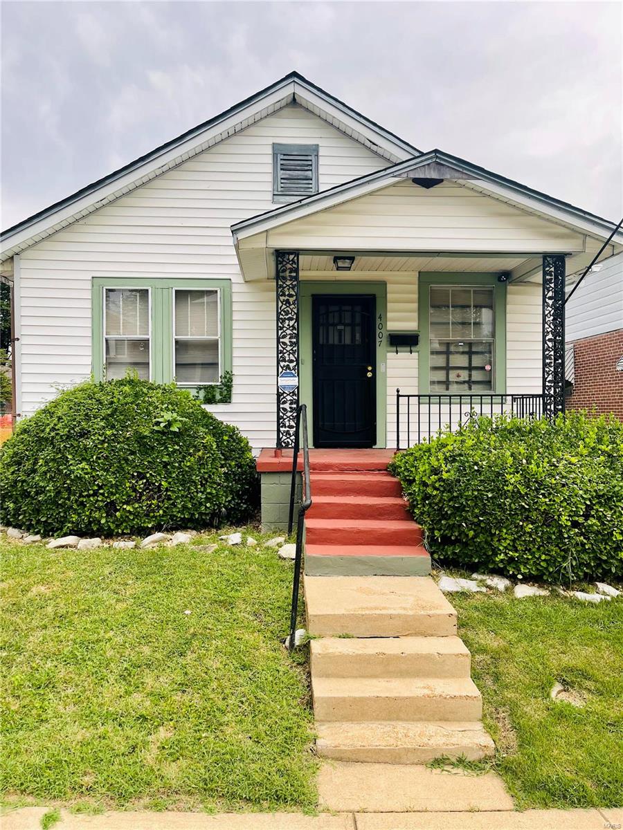 4007 Delor Street, St. Louis, MO 63116 Compass