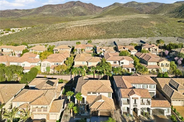 $1,174,900 | 2732 Marie Antoinette Street, Henderson, NV 89044