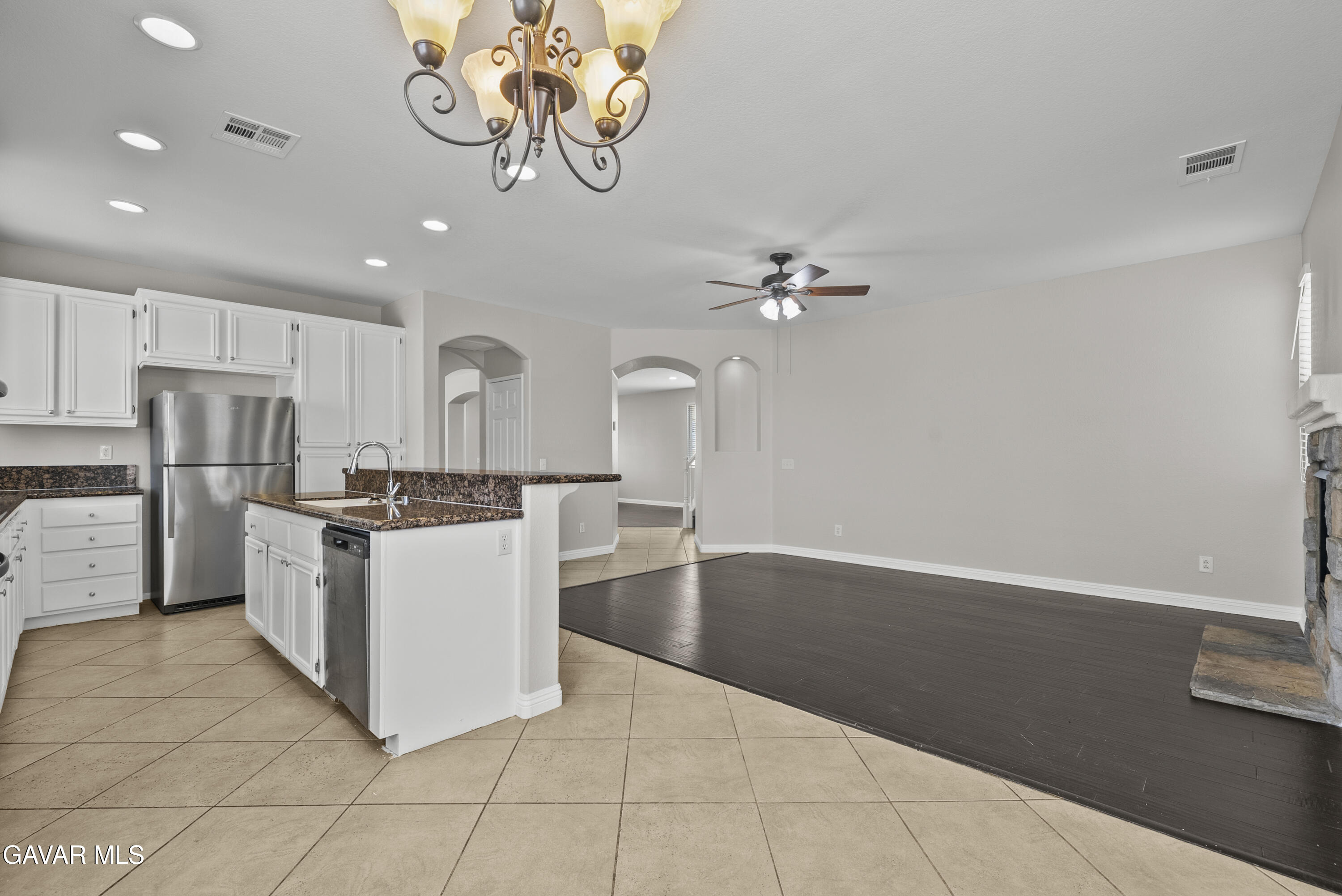 5741 Spice Street Lancaster, CA 93536 - Photo 24 of 47 DSC04876