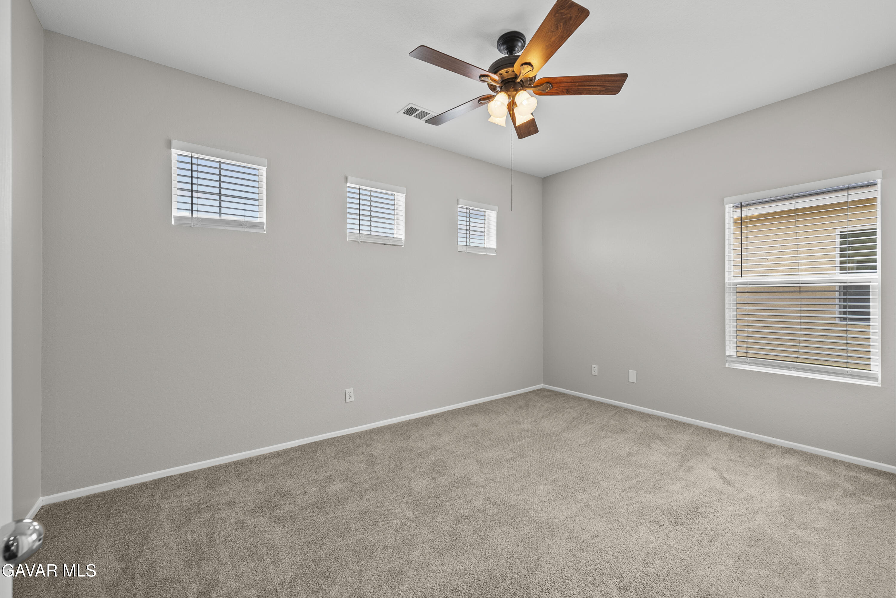 5741 Spice Street Lancaster, CA 93536 - Photo 31 of 47 DSC05001