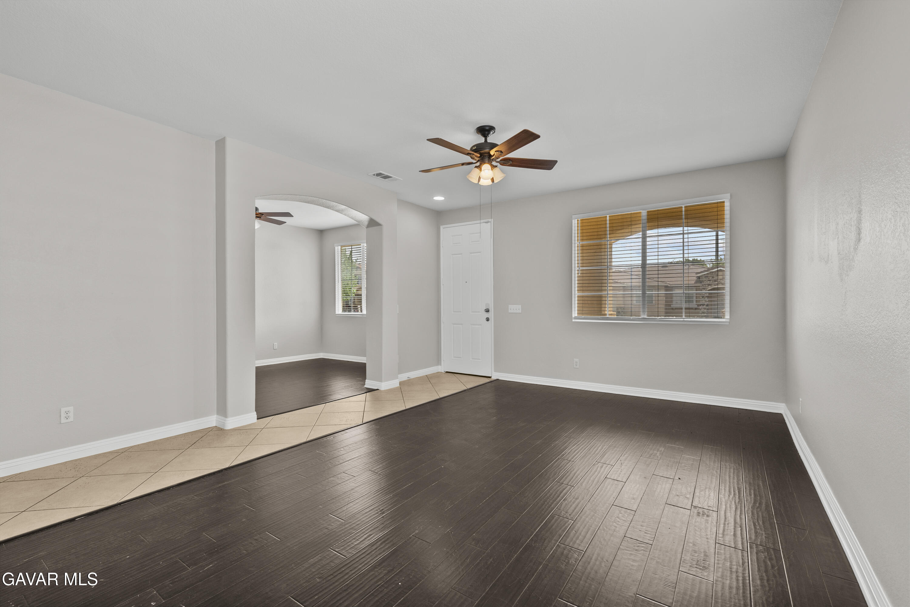 5741 Spice Street Lancaster, CA 93536 - Photo 8 of 47 DSC04756