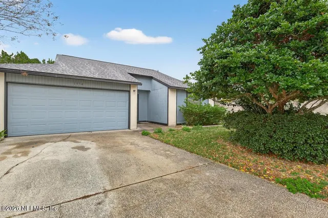 $199,500 | 1954 Hazelnut Run East, Orange Park, FL 32073