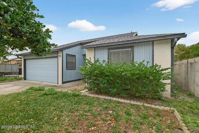 $199,500 | 1954 Hazelnut Run East, Orange Park, FL 32073