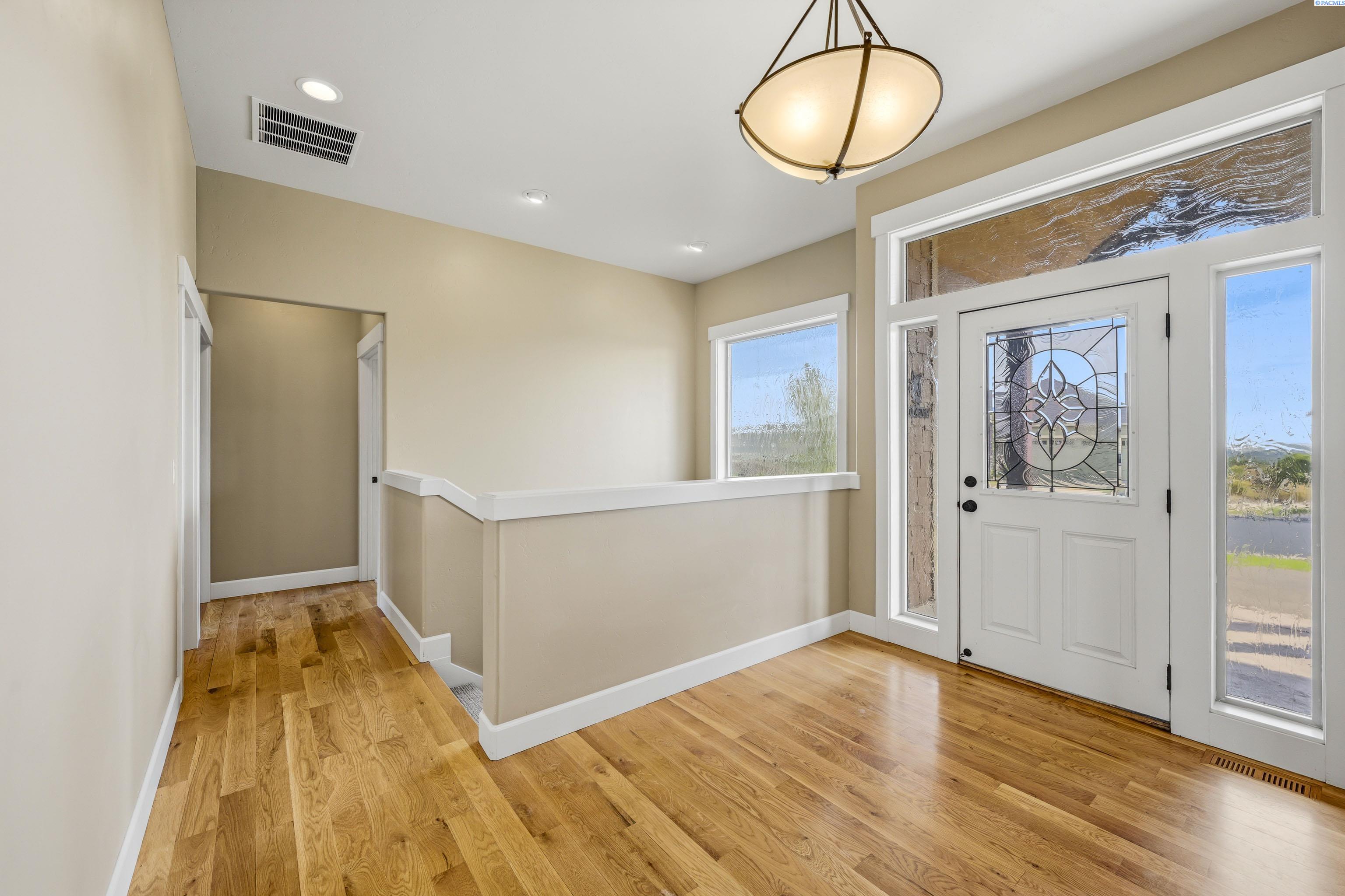 1875 Barclay Ridge Drive Pullman, WA 99163 - Photo 5 of 50 Gallery Image 5