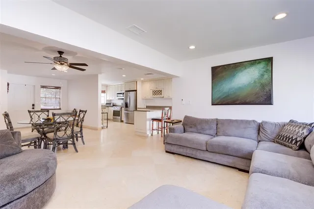 $4,195 | 936 Northeast 26th Avenue, Pompano Beach, FL 33062