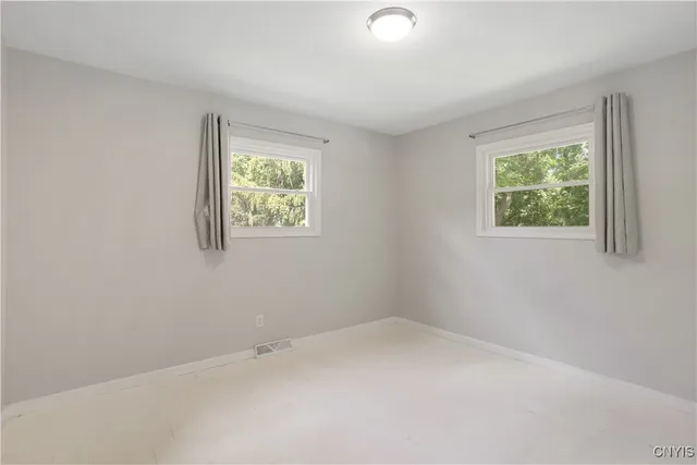 $280,000 | 8583 Green Lakes Road, Manlius, NY 13037