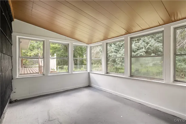 $280,000 | 8583 Green Lakes Road, Manlius, NY 13037