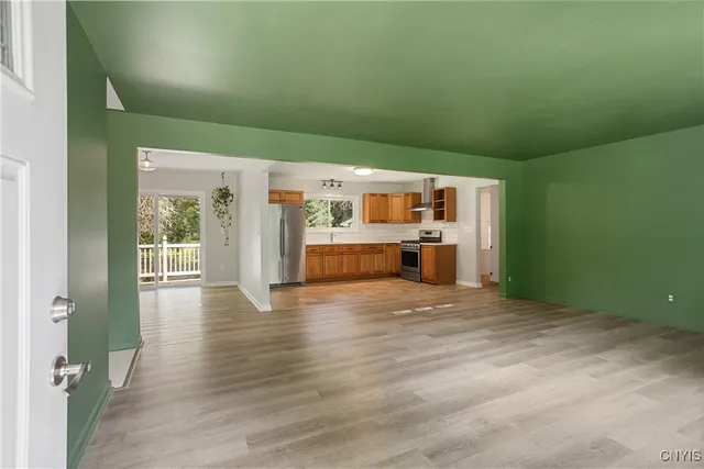 $280,000 | 8583 Green Lakes Road, Manlius, NY 13037