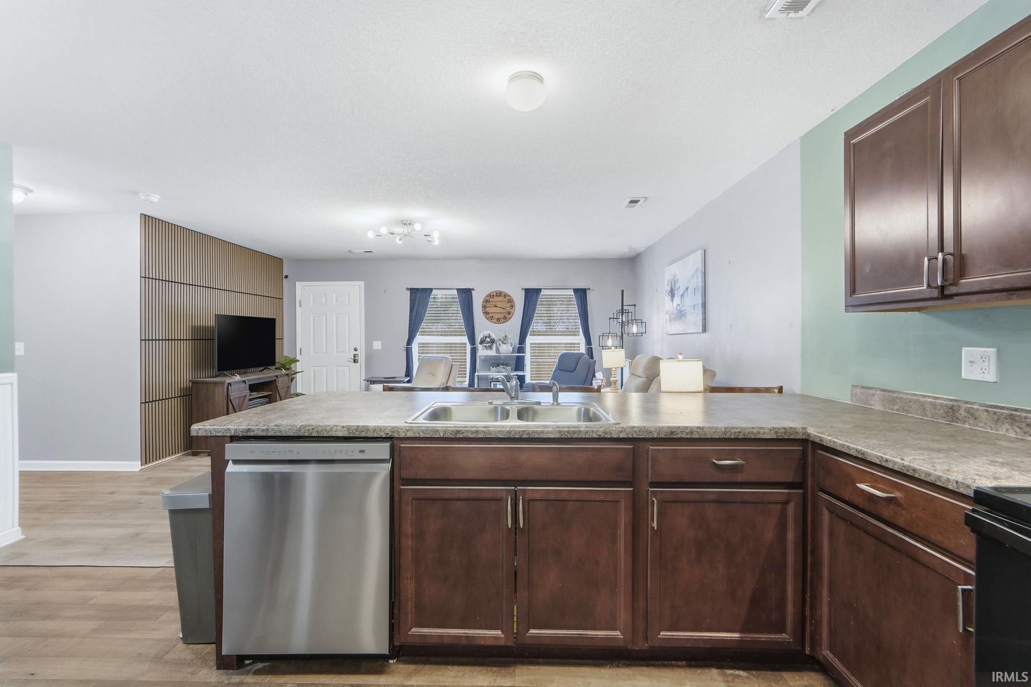 453 Arbor Lane Huntington, IN 46750 - Photo 16 of 36