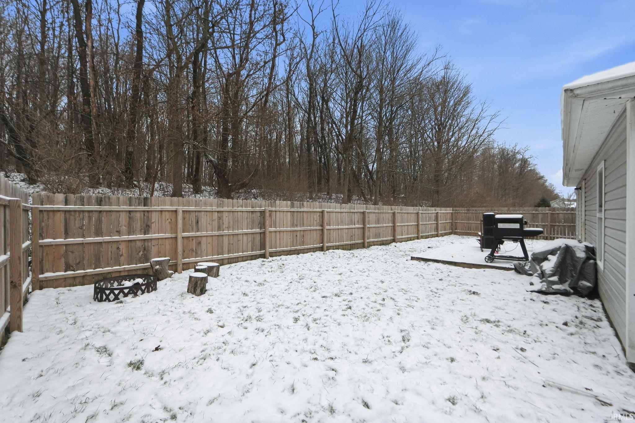 453 Arbor Lane Huntington, IN 46750 - Photo 9 of 36