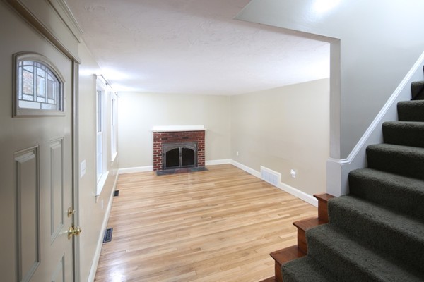 55 Spring Street Pembroke, MA 02359 - Photo 8 of 22 Gallery Image 8