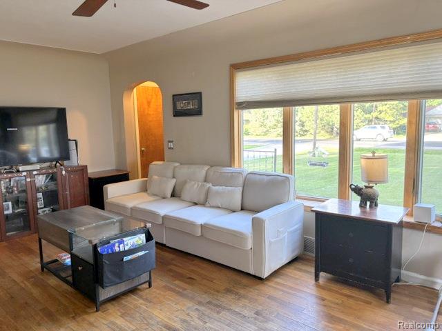 2273 Covert Road Burton, MI 48509 - Photo 6 of 17