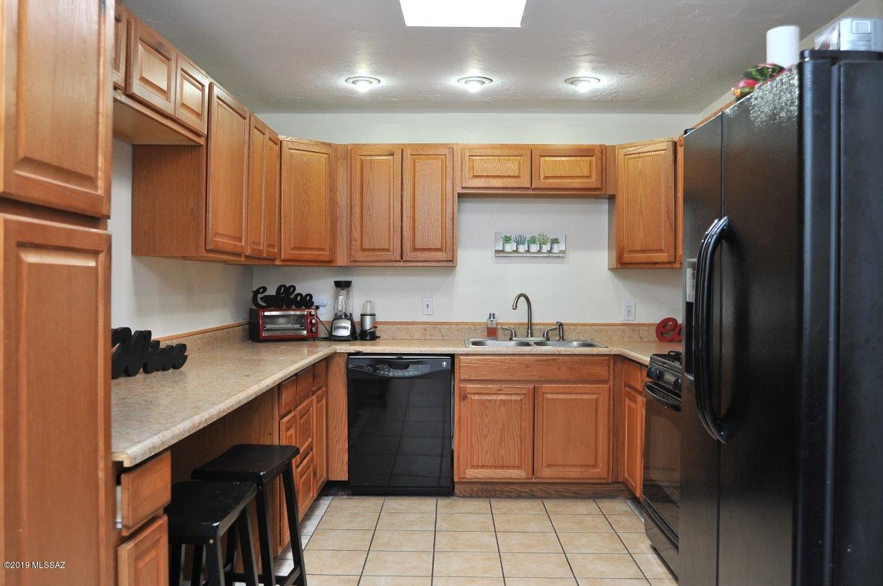 3210 East Silverlake Road Tucson, AZ 85713 - Photo 14 of 40 Gallery Image 14