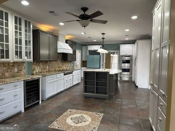 $724,000 | 1400 Lakewood Drive, Vidalia, GA 30474