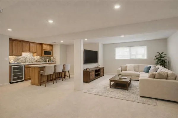 $339,900 | 17221 East 44th Terrace Court South, Independence, MO 64055