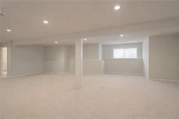 $339,900 | 17221 East 44th Terrace Court South, Independence, MO 64055