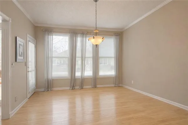 $339,900 | 17221 East 44th Terrace Court South, Independence, MO 64055