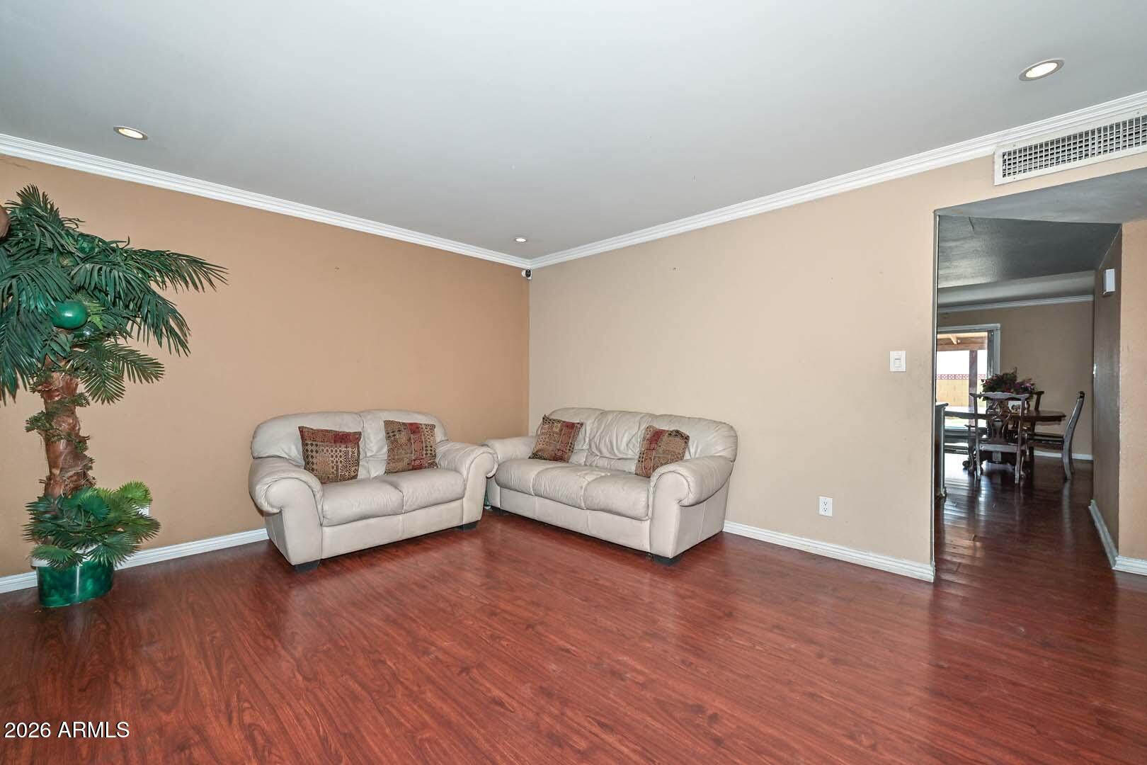 3630 North 86th Avenue Phoenix, AZ 85037 - Photo 7 of 42 Living Room