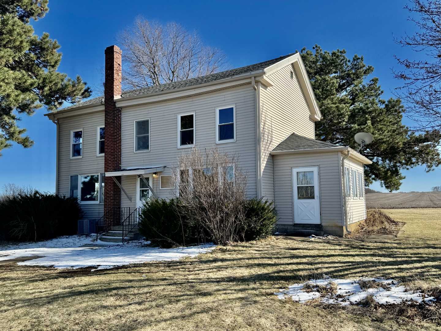 31913 Hunter Road Kingston, IL 60145 - Photo 1 of 19