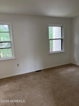 $2,200 | 39 Pin Oak Lane, Little Egg Harbor, NJ 08087