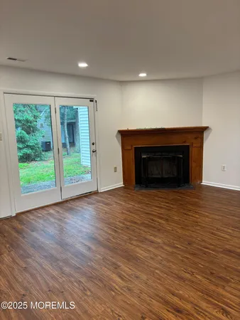 $2,200 | 39 Pin Oak Lane, Little Egg Harbor, NJ 08087