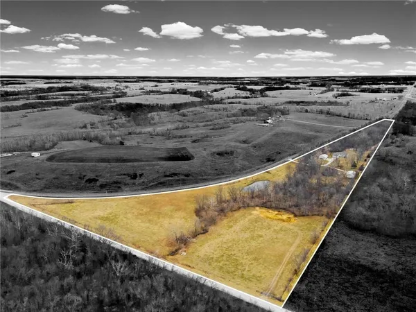 $459,000 | 27651 State Rte F, Brunswick, MO 65236