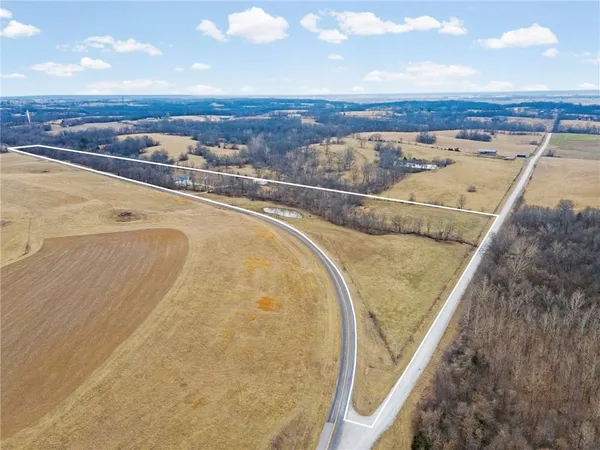 $459,000 | 27651 State Rte F, Brunswick, MO 65236