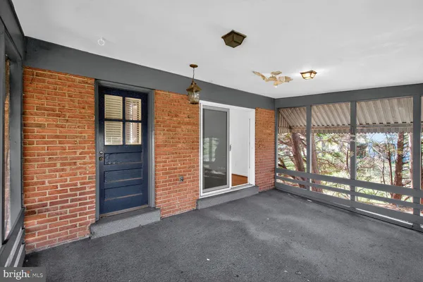 $975,000 | 4201 Dunnel Lane, Kensington, MD 20895