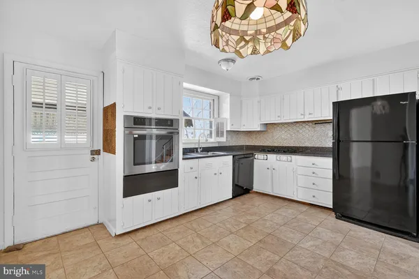 $975,000 | 4201 Dunnel Lane, Kensington, MD 20895
