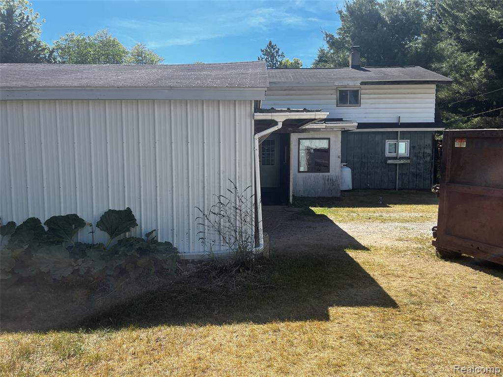 3594 North Lapeer Road Lapeer, MI 48446 - Photo 7 of 20