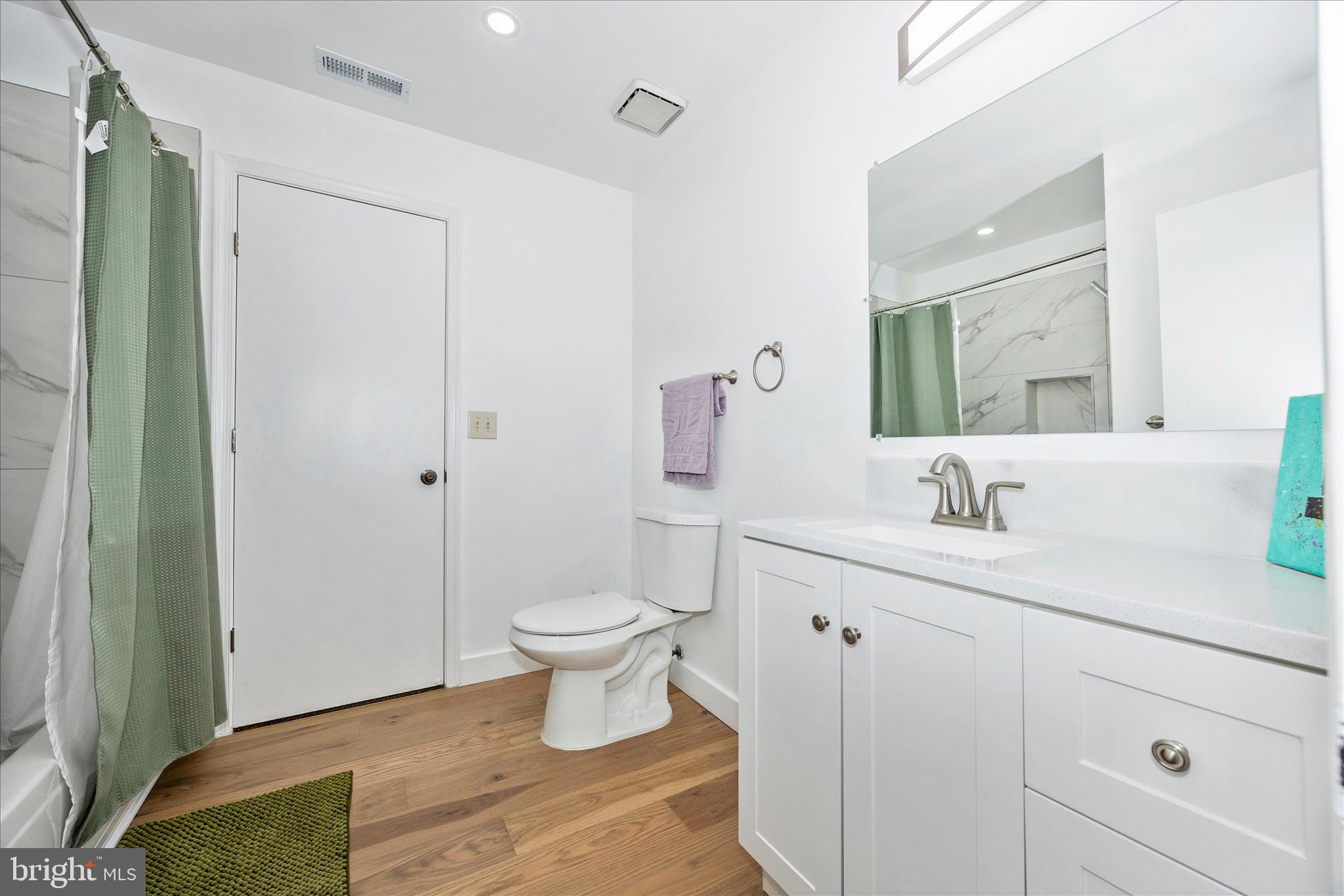 12902 Churchill Ridge Circle, Unit 214 Germantown, MD 20874 - Photo 28 of 53 Hall Bath