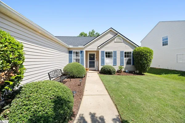 $289,900 | 120 Crescent Creek Court, Greenville, SC 29605