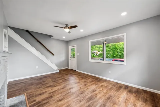 $25,000 | 109 West Railroad Street, Stockdale, PA 15483