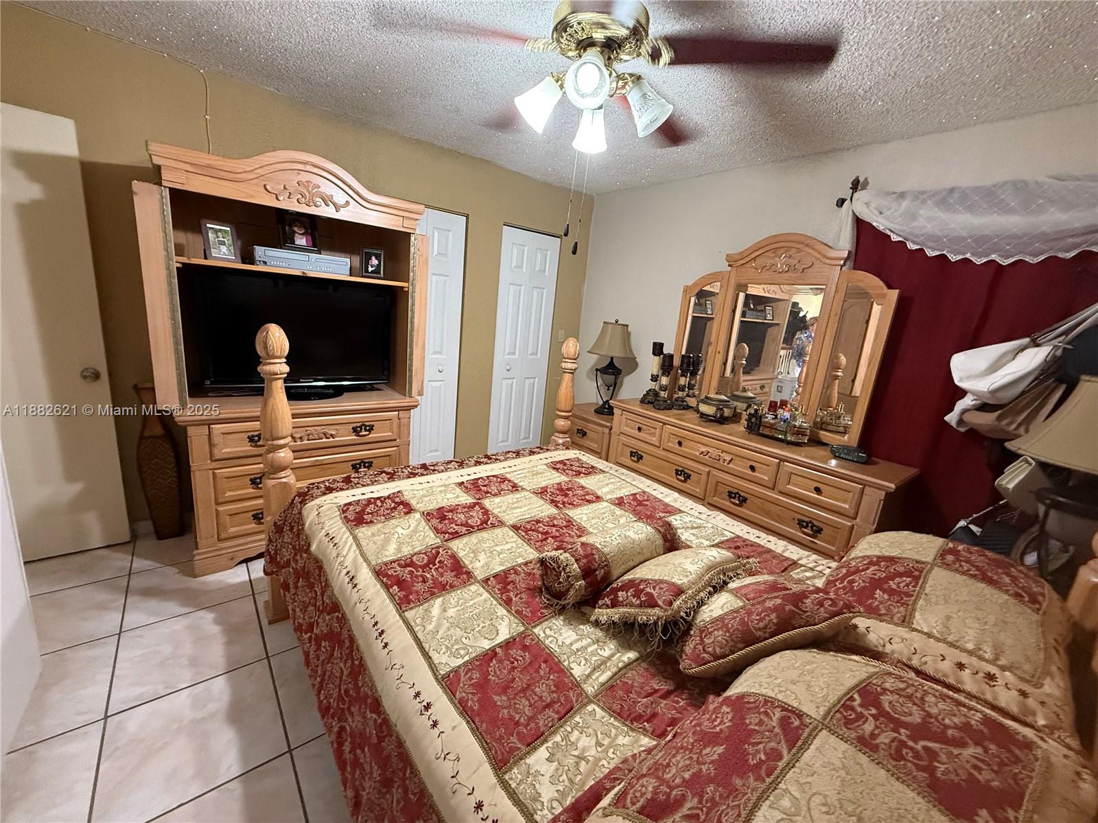 1560 West 46th Street, Unit 229 Hialeah, FL 33012 - Photo 11 of 18