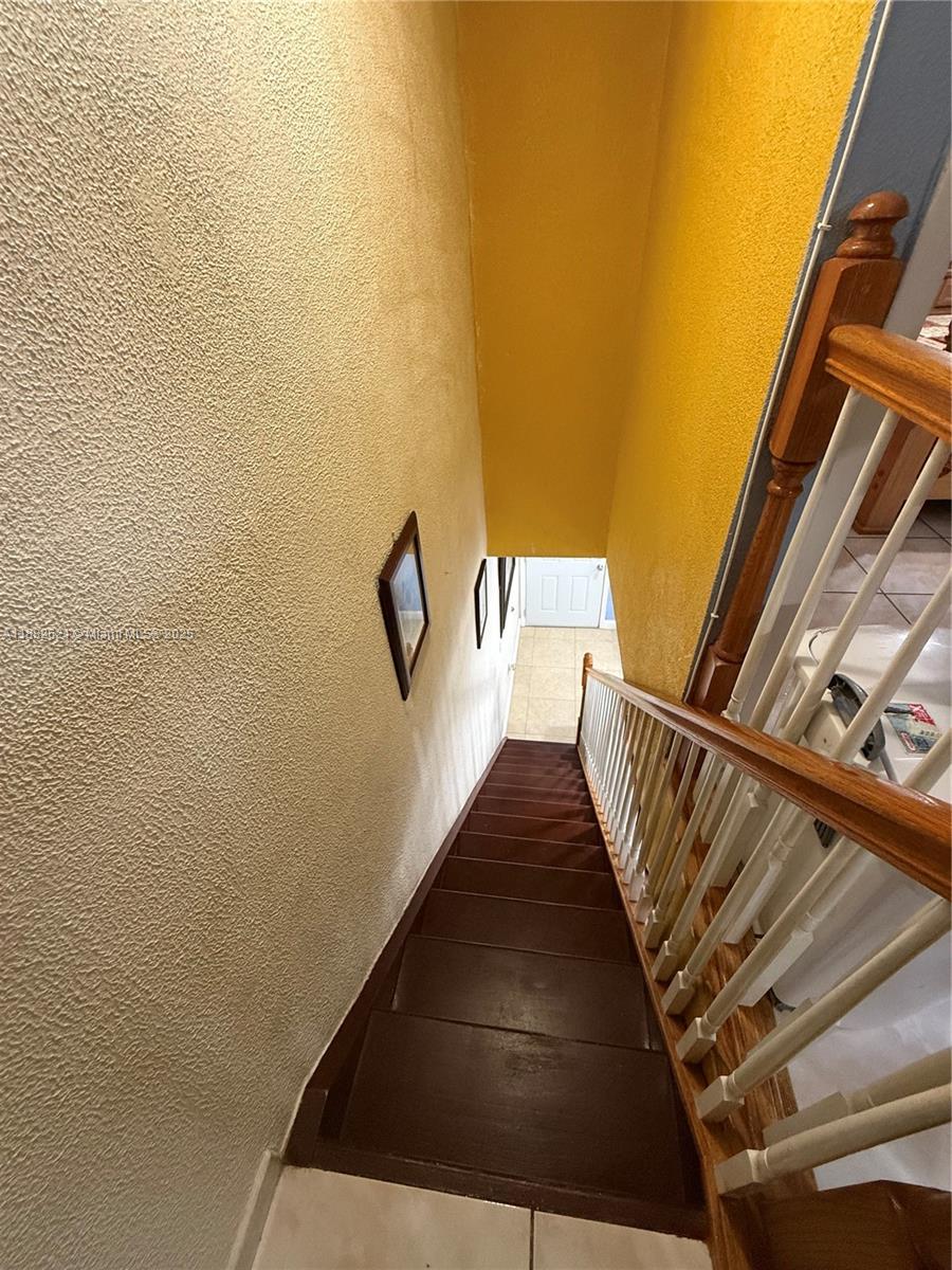 1560 West 46th Street, Unit 229 Hialeah, FL 33012 - Photo 8 of 18 stairs