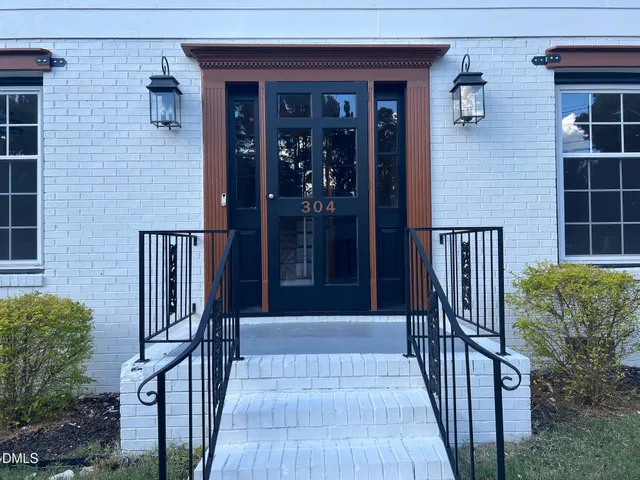 $3,900 | 304 Northbrook Drive, Raleigh, NC 27609