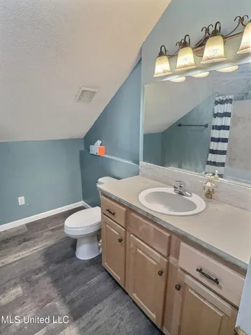 $1,700 | 9301 Blueberry Drive, Ocean Springs, MS 39564