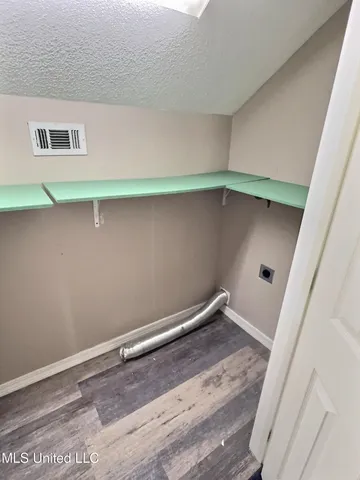 $1,700 | 9301 Blueberry Drive, Ocean Springs, MS 39564