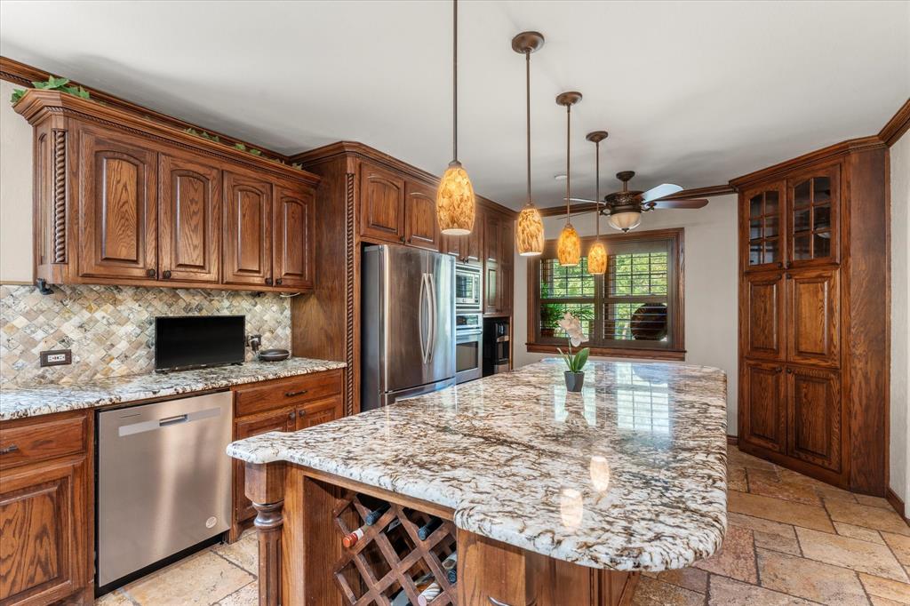 508 Azalea Lane Mount Pleasant, TX 75455 - Photo 19 of 40