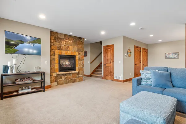 $1,285,000 | 9636 Walleye Road Northwest, Brandon, MN 56315