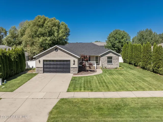 $615,000 | 2715 West Broadmoore Drive, Hayden, ID 83835