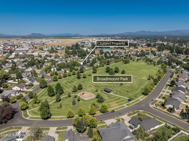 $615,000 | 2715 West Broadmoore Drive, Hayden, ID 83835