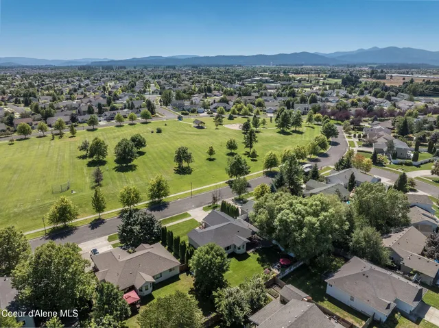 $615,000 | 2715 West Broadmoore Drive, Hayden, ID 83835