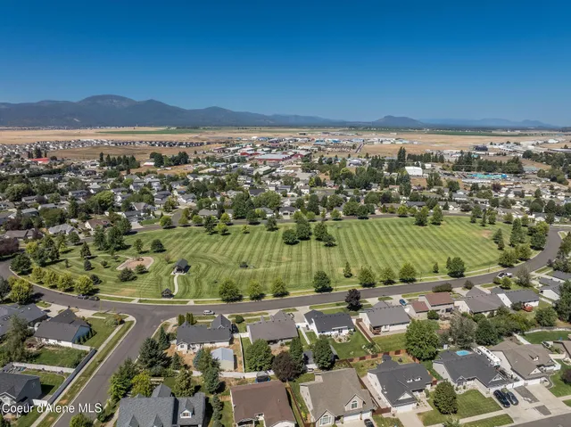 $615,000 | 2715 West Broadmoore Drive, Hayden, ID 83835