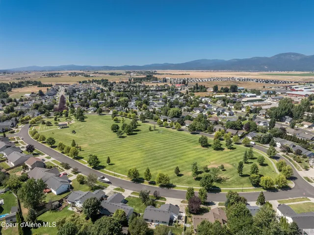 $615,000 | 2715 West Broadmoore Drive, Hayden, ID 83835