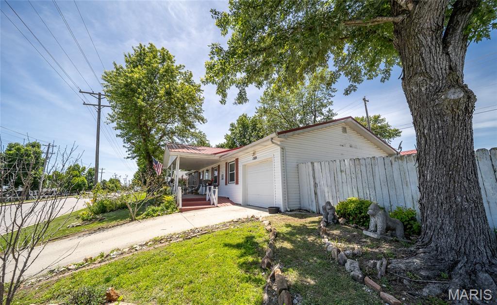 1525 McCutchen Road Rolla, MO 65401 - Photo 2 of 37