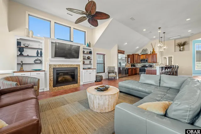 $2,999,999 | 8225 South Old Oregon Inlet Road, Nags Head, NC 27959