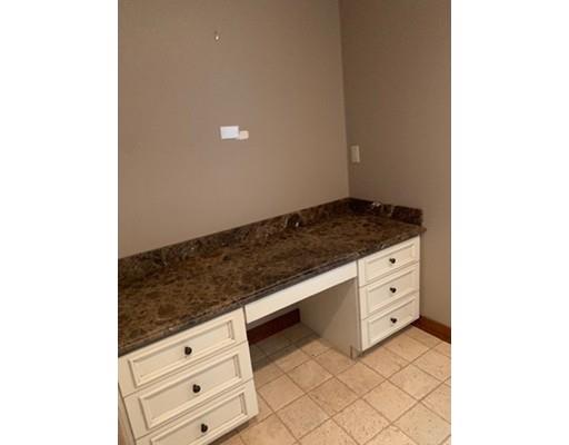 14 Bretton Road Dover, MA 02030 - Photo 7 of 17 Gallery Image 7