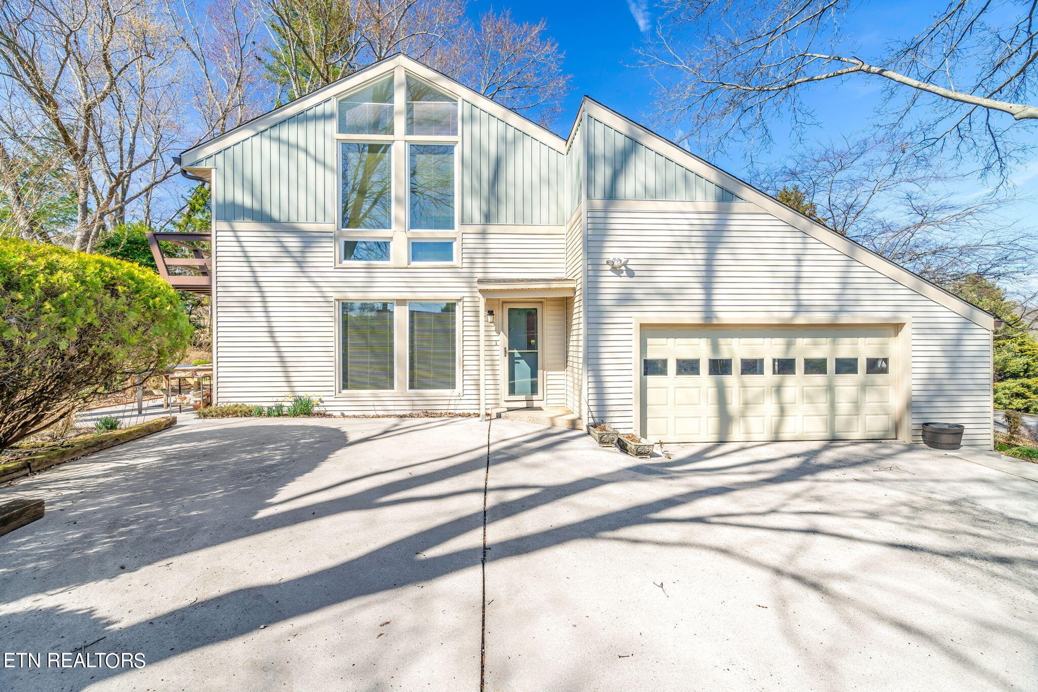 403 Orchard Knob Road Clinton, TN 37716 - Photo 37 of 42 Gallery Image 37
