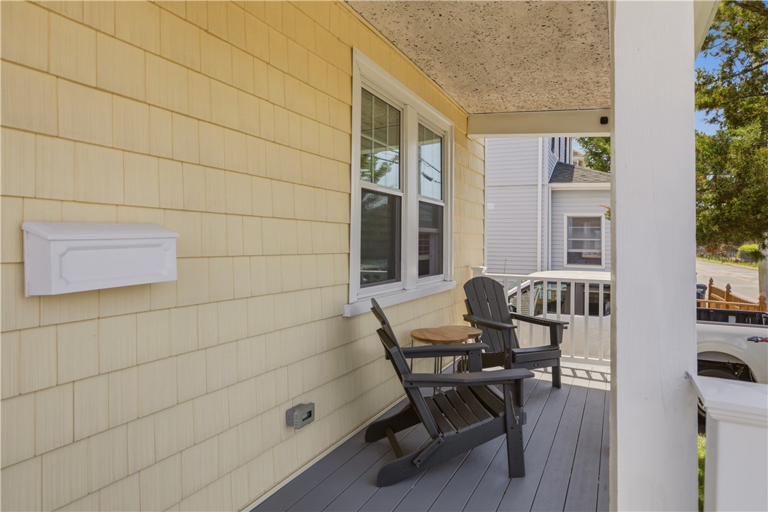 191 3rd Street Newport, RI 02840 - Photo 4 of 30